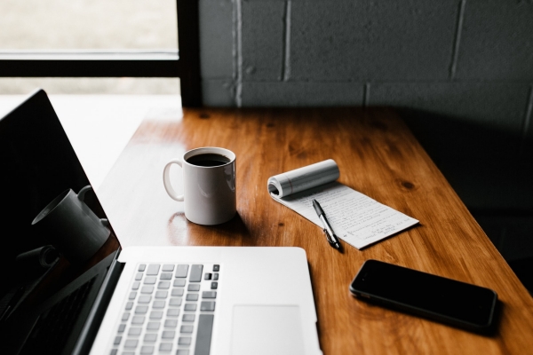 brand journalist al lavoro